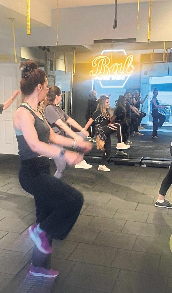 Partileyerek kilo vermenin adı ZUMBA