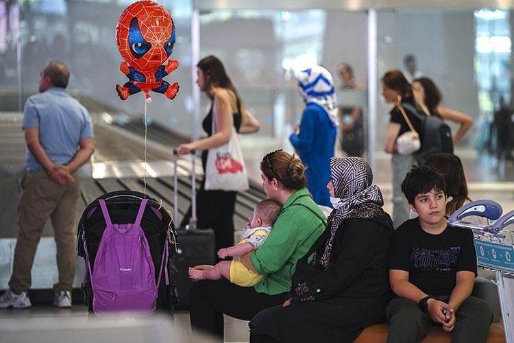 Yılın ilk yarısında hava yoluyla 108,8 milyon yolcu seyahat etti