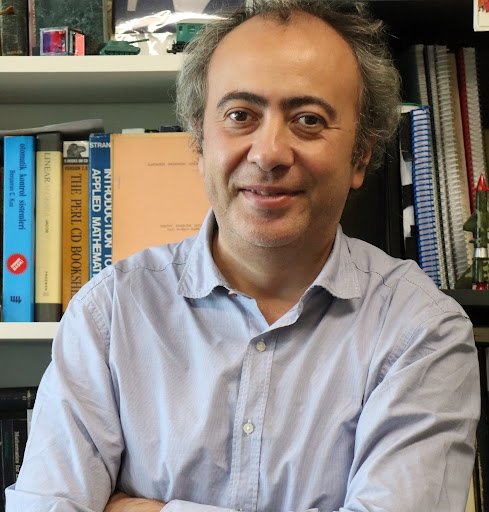 Uzmanlar deprem fırtınasını yorumladı