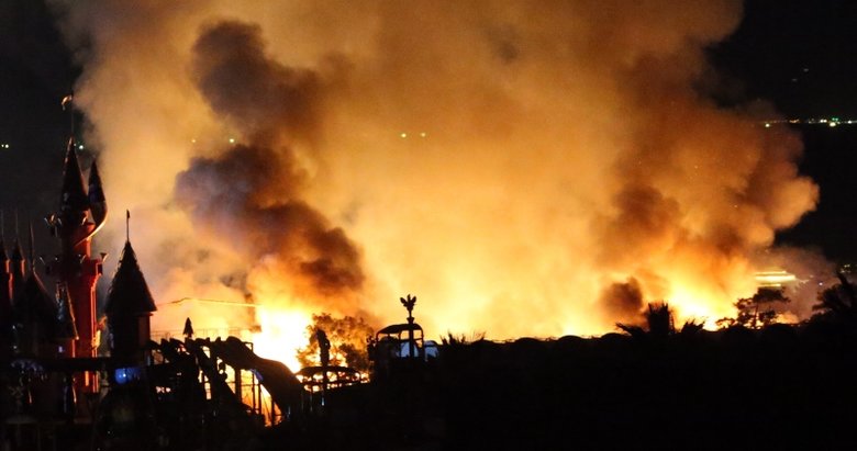 Bodrum’da gece saatlerinde korkutan yangın! 5 yıldızlı otelin yakıt tankı patladı