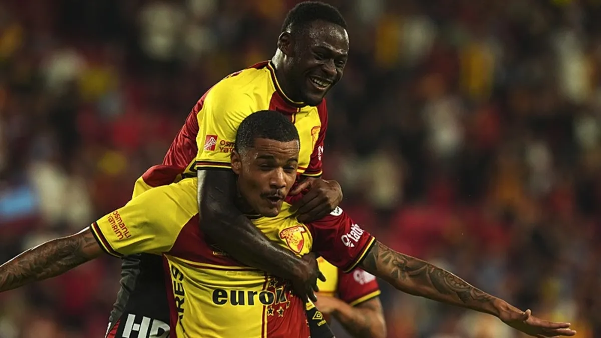 GÖZTEPE-TRABZONSPOR MAÇI | izmir'deki randevuda Göztepe kazandı! Göztepe, Trabzonspor’u 2 golle mağlup etti!