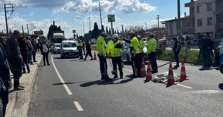 İzmir’de kaza: Yolun karşısına geçmeye çalışırken hayatını kaybetti