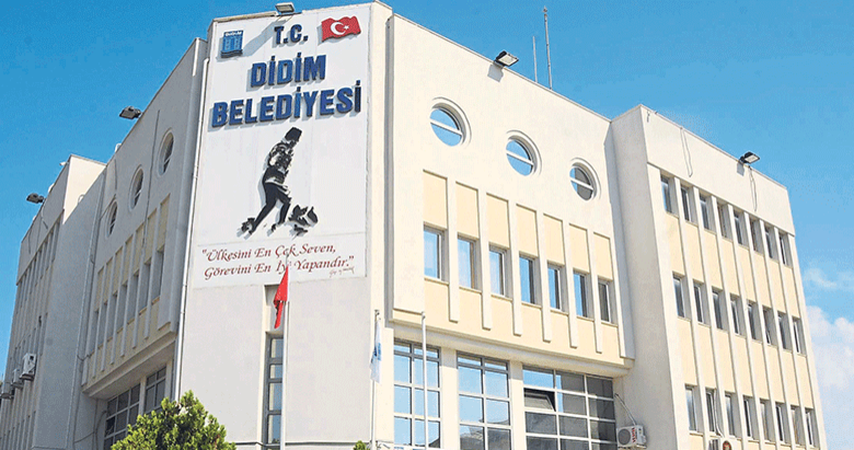 İcradan ‘satılık’ belediye sarayı