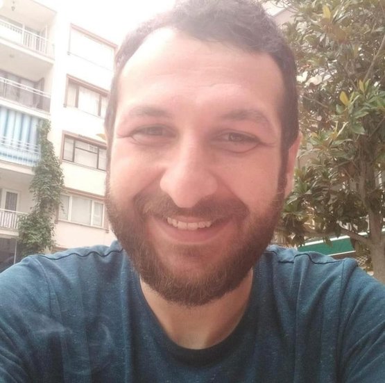 Manisa’da kan donduran olay! Annesini boğazından bıçaklayarak öldürdü, çatıdan atlayarak intihar etti