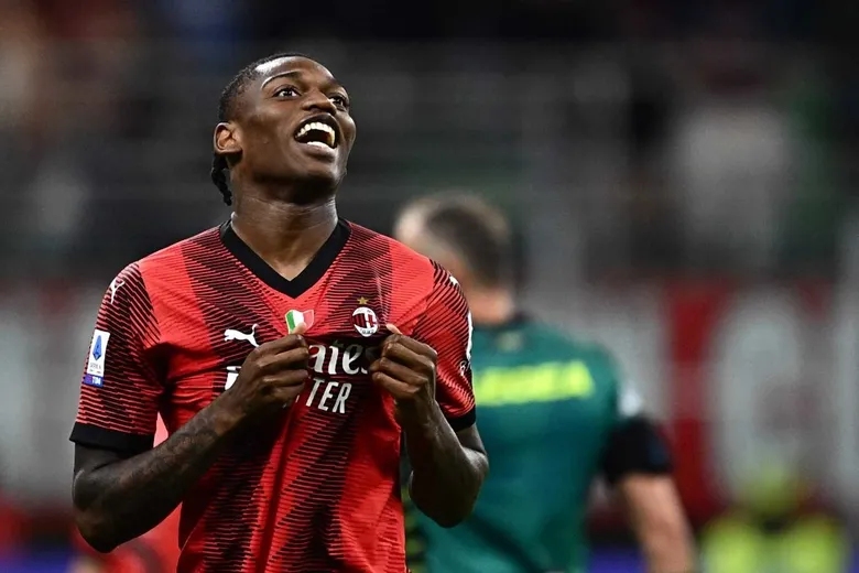 rafael-leao-bilmecesi-fenerbahce-ve-galatasaray-pesinde-1784475878094.jpeg