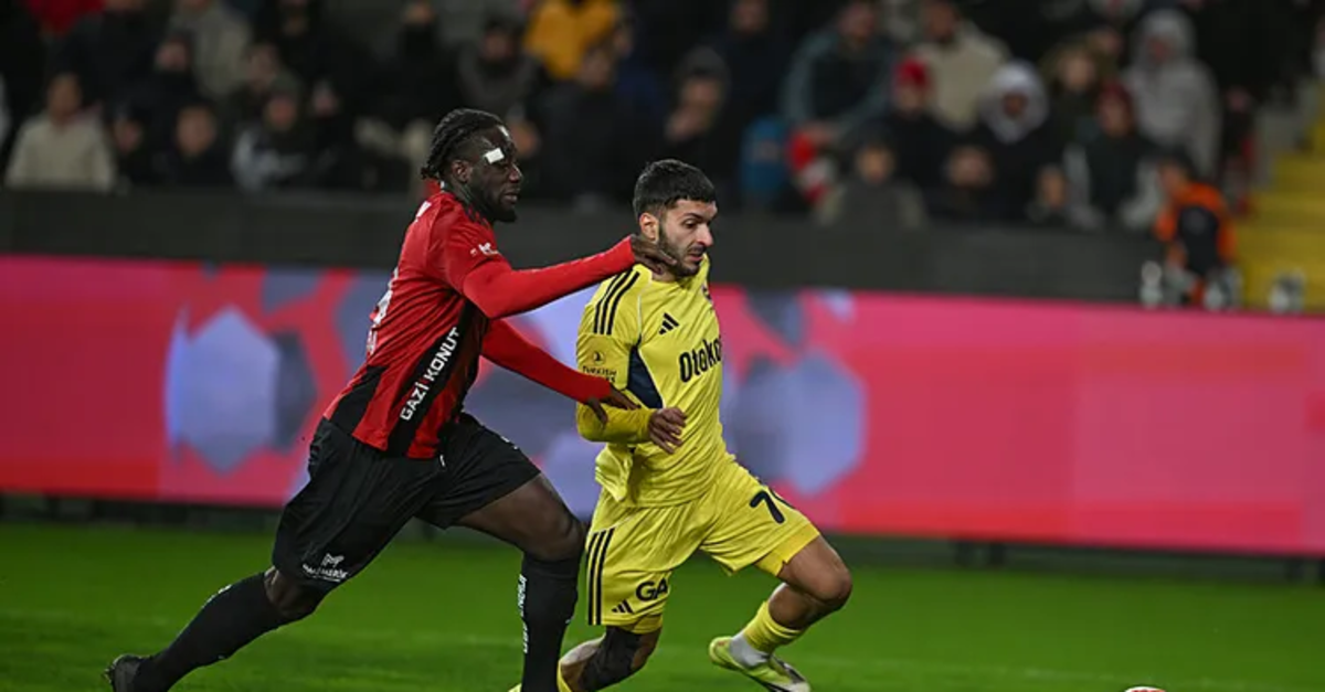 Süper Lig'de 14. randevu! Fenerbahçe - Gaziantep maçı ne zaman, saat kaçta? Hangi kanalda?