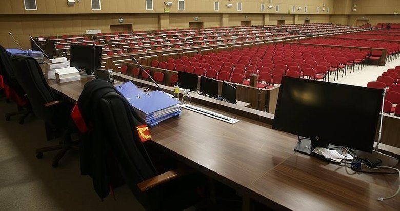 FETÖ’nün Kara Kuvvetleri Komutanlığı yapılanması davasında flaş karar!