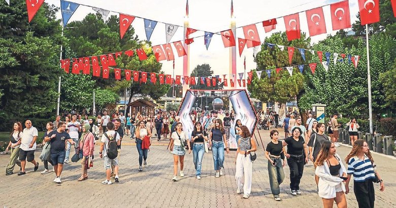 Zamanın ötesine geçen bir fuar