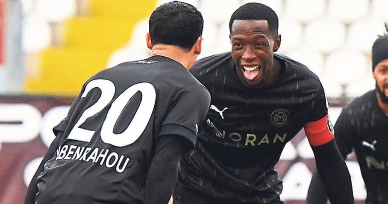 Manisa ateşi yaktı