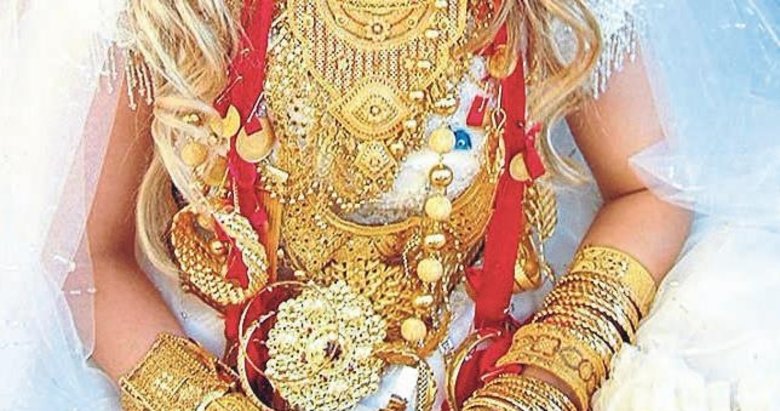 Yargıtaydan emsal karar! Düğün takılarının hepsi gelinin