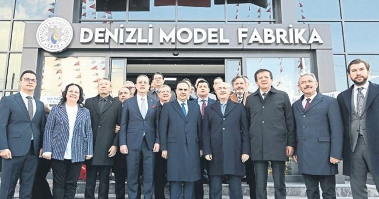 Bakan Kacır Denizli’de Model Fabrika açtı
