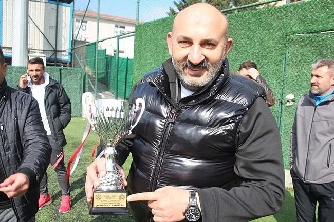 istanbul-cekmekoyde-dehset-anlari-alemdag-spor-kulubu-baskani-tuncay-meric-hayatini-kaybetti-1756367094379.jpeg