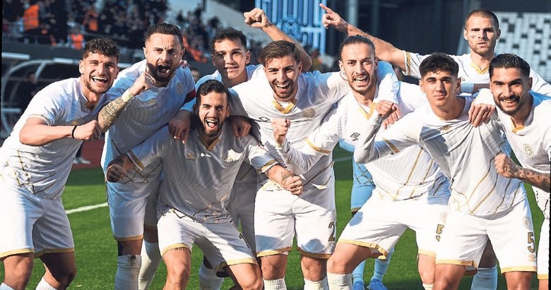 Manisa FK nefes aldı