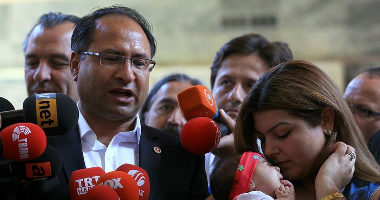 CHP İzmir Milletvekili Purçu partisinden istifa etti
