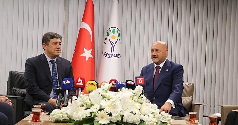 Siyasette bayram havası