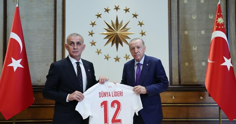 Başkan Erdoğan, TFF Başkanı Hacıosmanoğlu’nu kabul etti