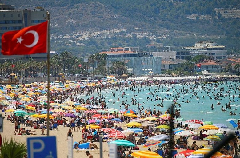 9 günlük bayram tatilinde büyük göç yaşanacak! 10 milyon kişi yollara düşecek