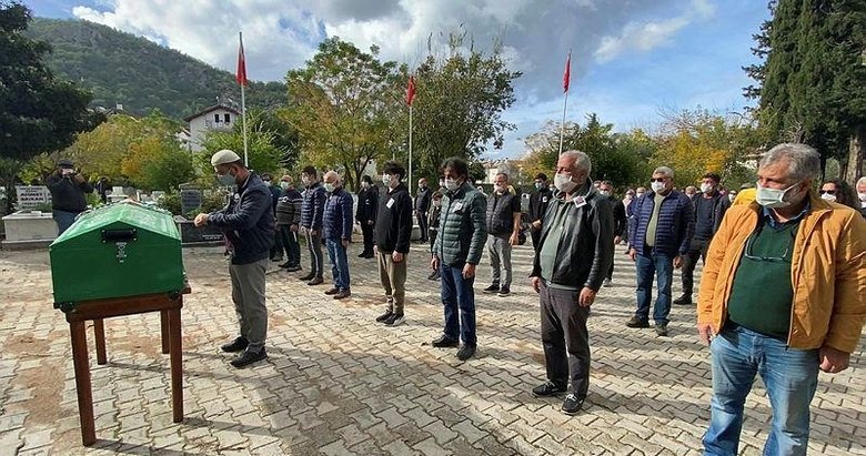 İzmir’de eski eşi tarafından öldürülen Fulya Öztürk, Muğla’da toprağa verildi