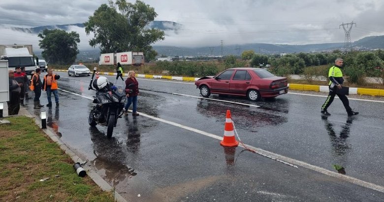 Kaza böyle geldi, araçlar yolda metrelerce kaydı