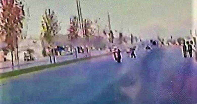 Denizli’de çok acı ölüm! Motosikletin çarptığı kadın metrelerce ileriye fırladı