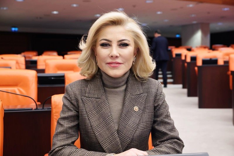 Sözde özgürlükçü figüran!