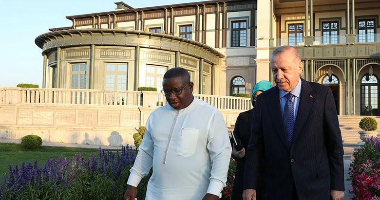 Cumhurbaşkanı Erdoğan, Sierra Leone Cumhurbaşkanı Bio ile bir araya geldi