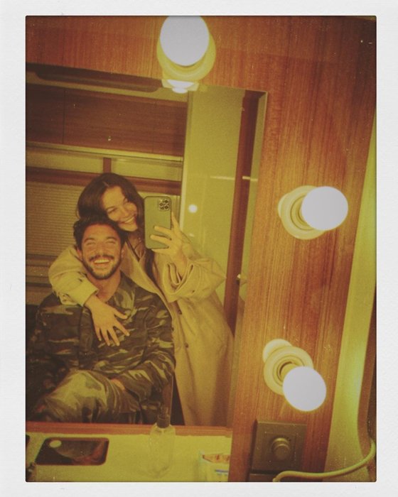 Pınar Deniz aileye girdi! Ufukta evlilik mi var?