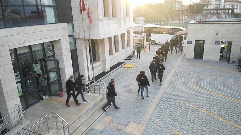 Denizli merkezli operasyon! Dolandırıcılara karşı 16 ilde harekete geçildi