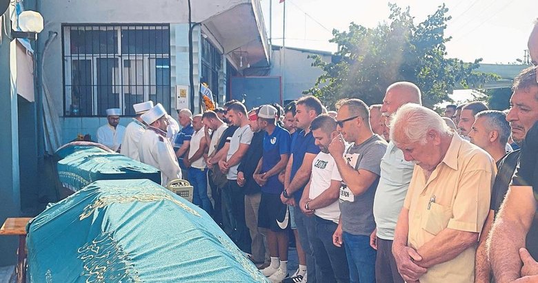 Makas cinayetinin kurbanları toprağa verildi