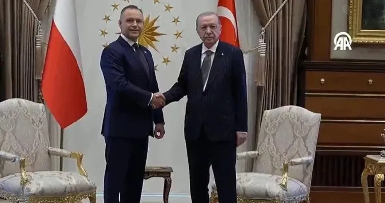Polonya Cumhurbaşkanı Ankara’da! Başkan Erdoğan resmi törenle karşıladı