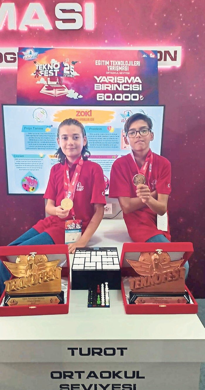 Egeli öğrencilerden TEKNOFEST başarısı