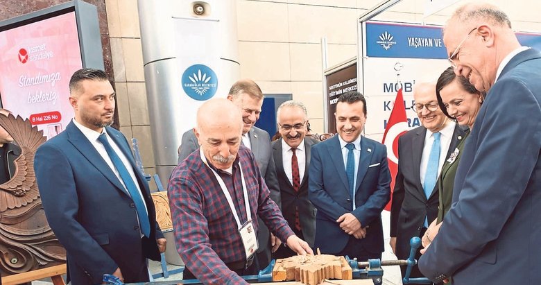 İzmirli mobilyacılar dünya pazarında söz sahibi olacak