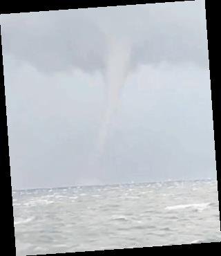 Şiddetli yağışlar hayatı felç etti