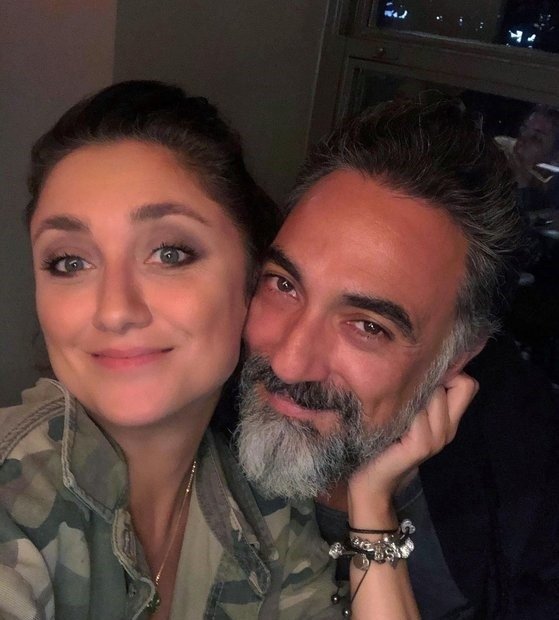 Ünlü oyuncu Selim Bayraktar 5 yıllık aşkıyla dünyaevine girdi