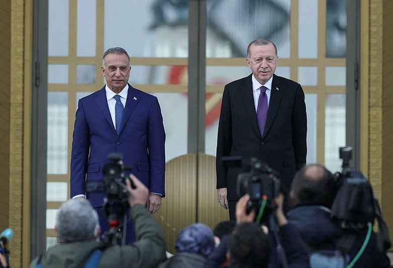 Başkan Erdoğan’dan yoğun telefon trafiği: Putin, Merkel, Kazımi