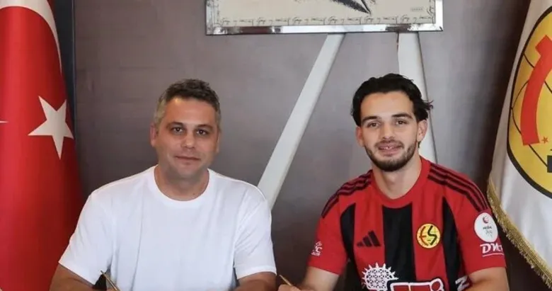 Altay’dan ayrılan Emre imzayı attı