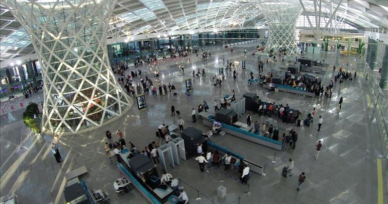 İzmir Adnan Menderes Havalimanı’ndan ekonomiye dev katkı