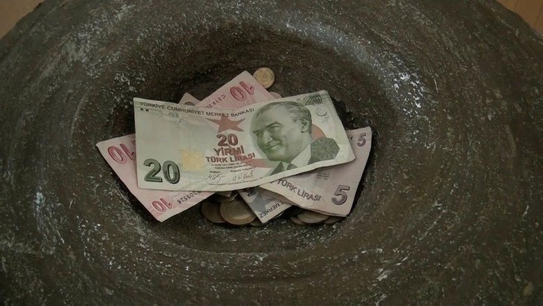 Osmanlı’nın unutulan ’Sadaka Taşı’ geleneği bu okulda yaşatılıyor