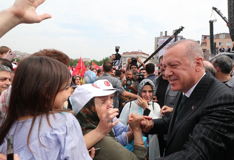 Başkan Recep Tayyip Erdoğan’a İstanbul’da sevgi seli