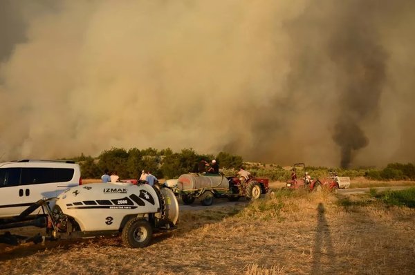 Bilecik’te yangın faciası! Bilecik tarihinin en büyük yangınını yaşıyor: 4 köy boşaltıldı!