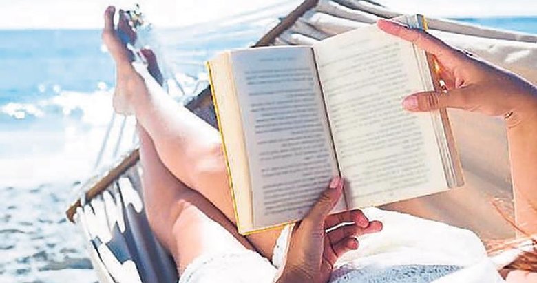Plajdan farklı dünyalara kapı açan kitaplar