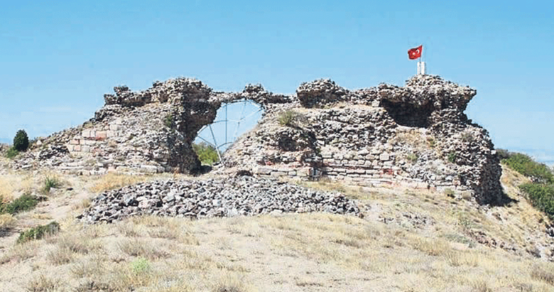 Karacahisar bu oklarla alındı