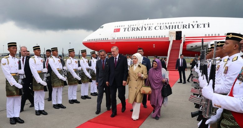 Başkan Erdoğan, Kuala Lumpur Zirvesi’ne katılmak üzere Malezya’ya ulaştı