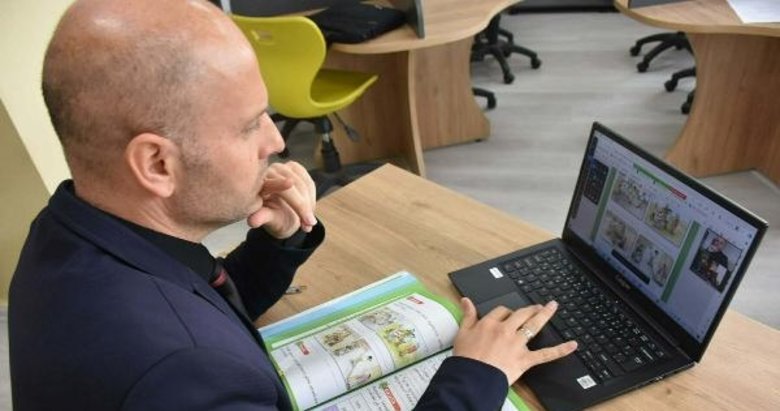 İzmir’deki öğretmenin kanser hastası öğrencisi için verdiği çaba göz doldurdu