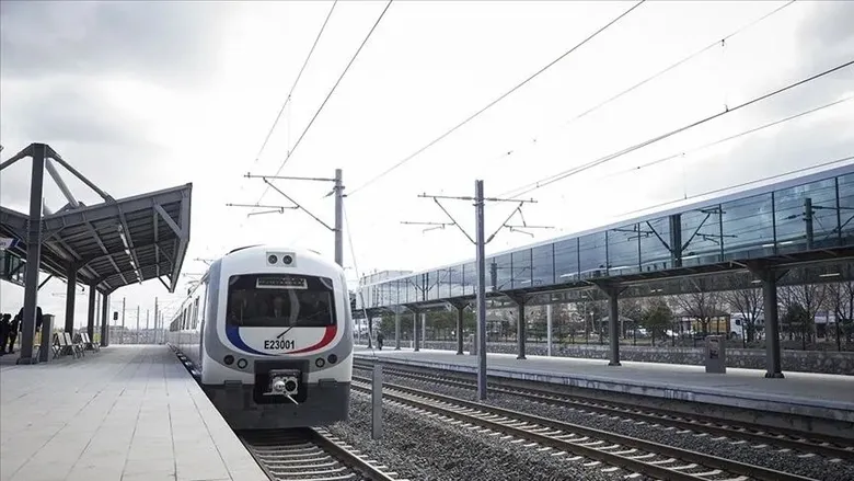izmirde-metro-ve-izban-kullanicilari-dikkat-halkapinarda-yeni-donem-basliyor-1786882353161.jpeg
