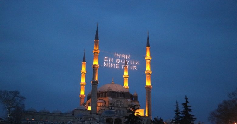 İzmir iftar saati 15 Nisan Cuma!