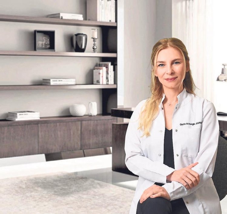 Günde 1 elma bile ‘sarı nokta’ riskini azaltıyor