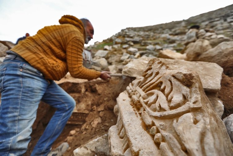 Denizli’deki Laodikya Antik Kenti’ne ziyaretçi akını