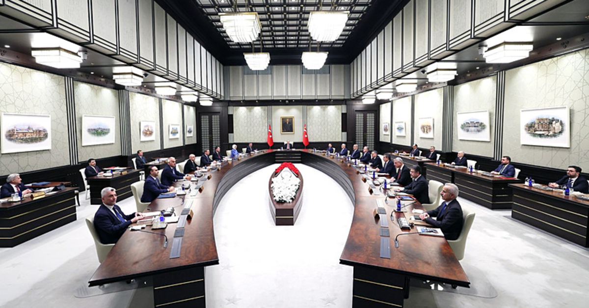 Kabine yoğun gündem ile toplandı! İşte masadaki konular…