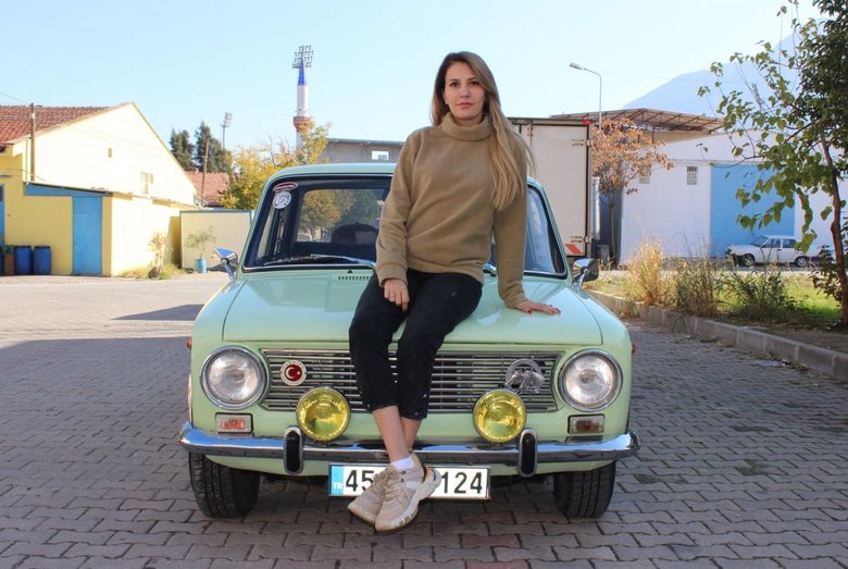 Manisa’da eşinin aldığı ’Hacı Murat’a’ gözü gibi bakıyor